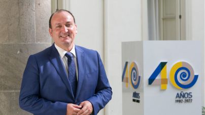 Fernández de la Puente destaca la ayuda que supondría para los agricultores una doble tarificación eléctrica