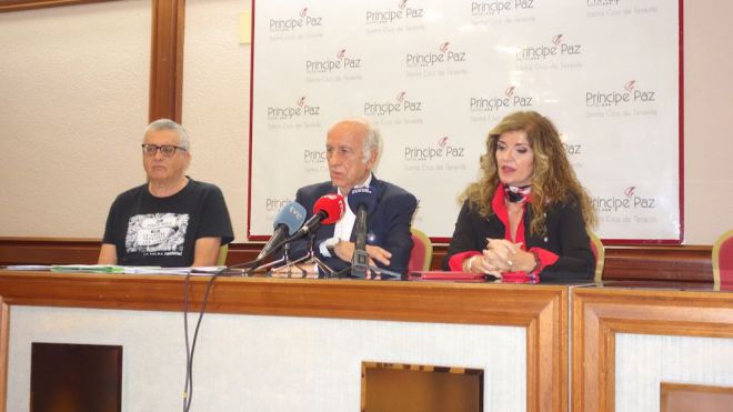 Los vecinos de Puerto Naos y La Bombilla piden poder volver a sus casas y negocios