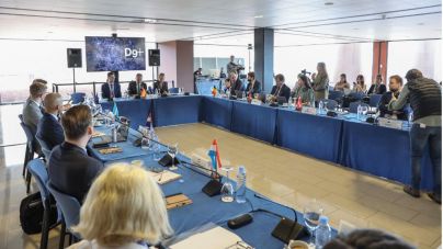 Torres resalta los atractivos técnicos, fiscales y geoestratégicos de Canarias