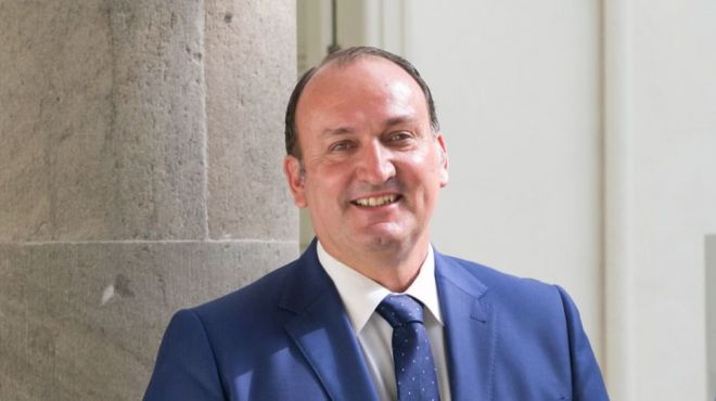 Fernández de la Puente resalta la labor de la Atención Primaria y pide más recursos para mejorar el servicio