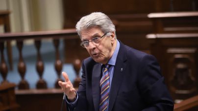 Pérez: La posición del Gobierno ante el futuro del Sahara: “Defender los intereses de Canarias”