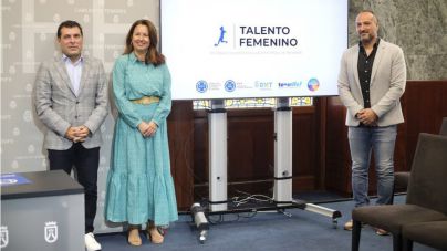El Cabildo y la FIFT impulsan la participación de las mujeres en el fútbol con ‘Talento Femenino’