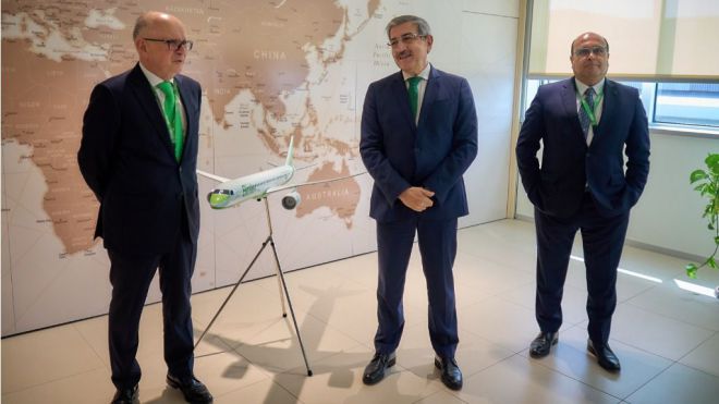 Rodríguez anima a Binter a operar con las grandes capitales españolas para dar la réplica a la fusión de Iberia con Air Europa