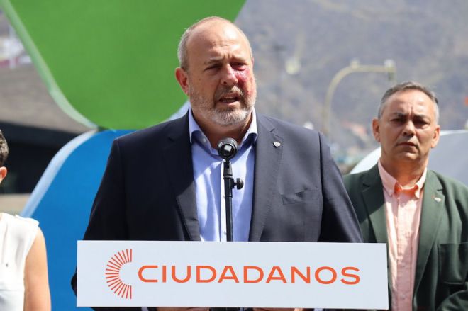 Enrique Arriaga presenta a su equipo para las elecciones a la Alcaldía de Santa Cruz de Tenerife