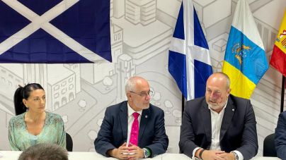 Ciudadanos expone a Fepeco su modelo de municipio para Santa Cruz con una ciudad que integre su puerto y se abra al mar
