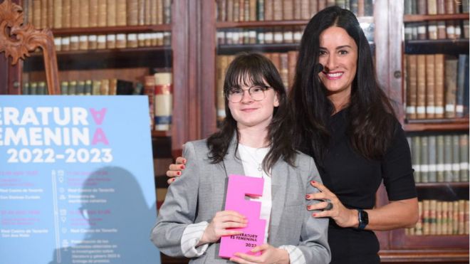 La poeta Irina Daria M, premio La Literatura es Femenina 2023