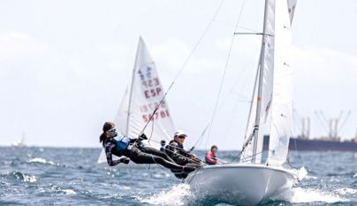 Playa Blanca, con Ariane Muñoz, representada en Mundial y Europeo de Vela