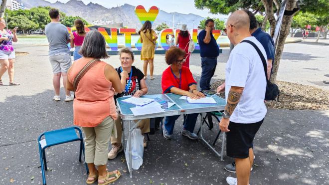 La recogida de firmas para la Ley de Volcanes llega ahora a Gran Canaria, Lanzarote y Fuerteventura