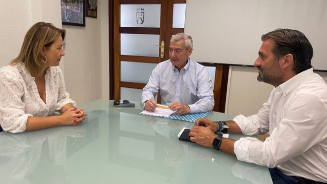 El Cabildo impulsa la revitalización de las zonas comerciales abiertas