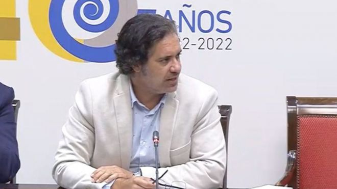 Ramos insiste en avanzar hacia la simplificación y la digitalización de la administración pública canaria