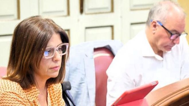 NC pide explicaciones a Poli Suárez por la primera crisis de Gobierno