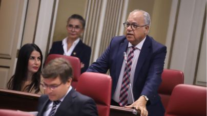 Curbelo urge a definir una normativa estatal para garantizar la distribución y atención de migrantes