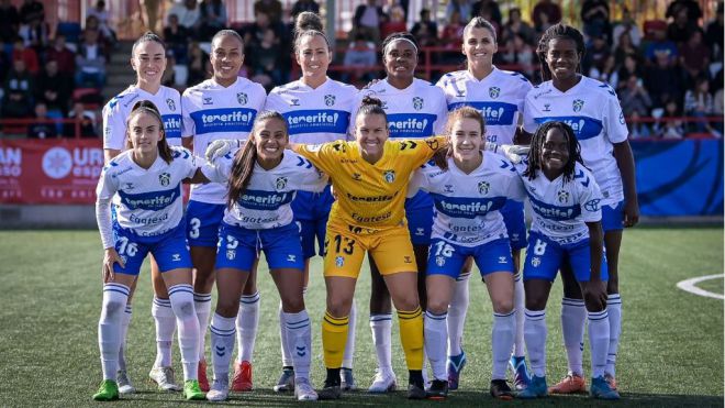 La mala suerte deja sin premio al Costa Adeje Tenerife ante el Levante Las Planas