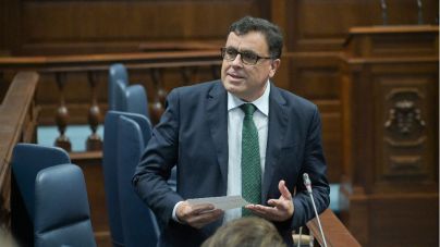 “La cohesión territorial empieza por combatir la triple insularidad, y acabar con el aislamiento dentro de las propias islas”