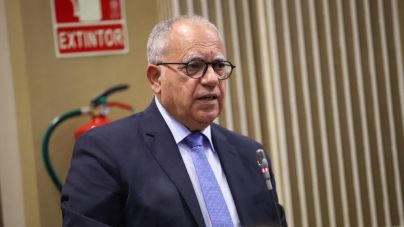 Curbelo valora la conectividad aérea de La Gomera con Gran Canaria