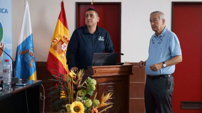 Valladares: “Más del 60% de las enfermedades actuales proceden de los animales”