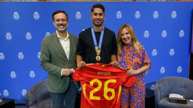 Cabildo nombrará ‘Hijo Ilustre de la isla de Tenerife’ a Ayoze Pérez y Pedri