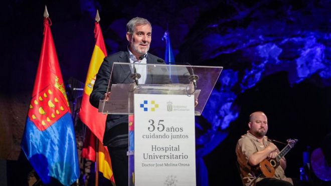 El Hospital Universitario Doctor José Molina Orosa celebra 35 años de historia