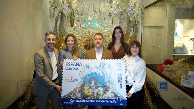 Correos dedica un sello al Carnaval de Santa Cruz con la Reina de 2024