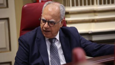 Curbelo confía en que el pacto PSOE-Junts desatasque la distribución de menores