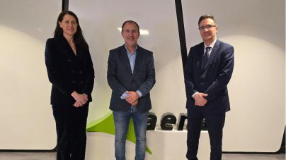 AENA se compromete a la ampliación de los horarios del Aeropuerto