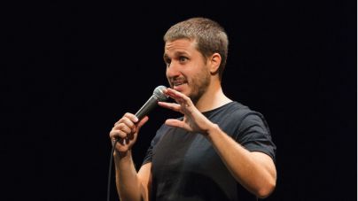 Pablo Ibarburu presenta su show "Chico Glamour" en el Teatro Juan Ramón Jiménez de Telde
