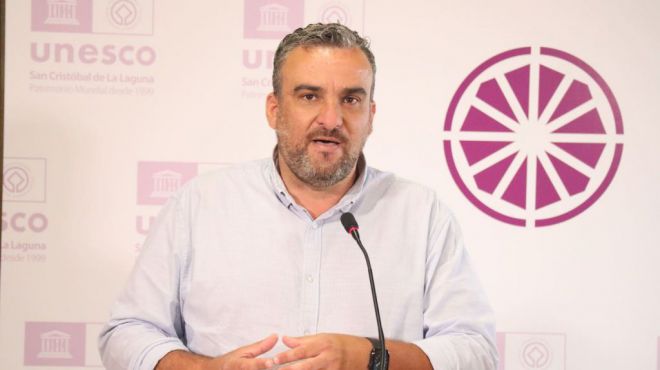 La Laguna autoriza el acceso de taxis a la zona peatonal