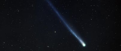 Lluvias de estrellas, cometas, Saturno y la Vía Láctea