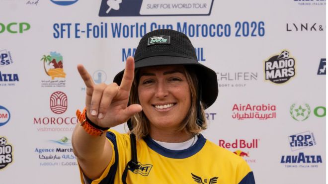 La majorera Julia Castro logra un segundo puesto en la primera prueba del Mundial de e-foil en Nador
