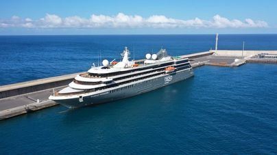 El Puerto de Vueltas recibe el primer crucero postcovid