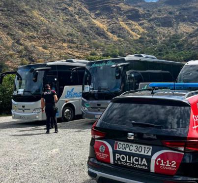 La Policía Canaria identifica a dos falsos guías turísticos en Gran Canaria