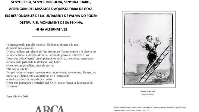 Fotografía del regalo hecho a José Hila y a otros tenientes de alcalde