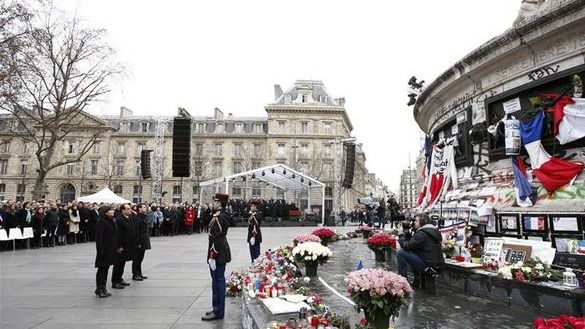 Sobrio homenaje en París a las víctimas del terrorismo