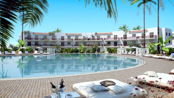 Meliá busca personal para sus hoteles en Cuba