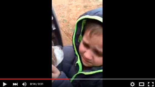 El conmovedor reencuentro entre un niño y su perro perdido desde hace un mes