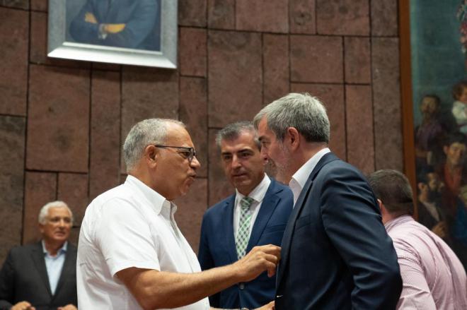 Curbelo respalda las exigencias de Canarias sobre el mando único