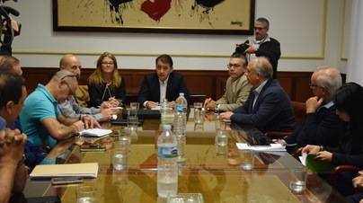 Ayuntamiento y Gobierno regional acuerdan implantar la tarifa única del taxi en la capital