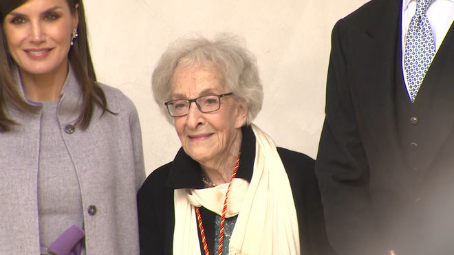Ida Vitale recibe el Premio Cervantes por su obra poética