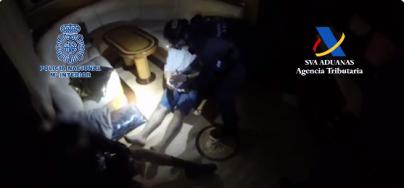 Cae una organización criminal que pretendía introducir más de una tonelada de cocaína en España