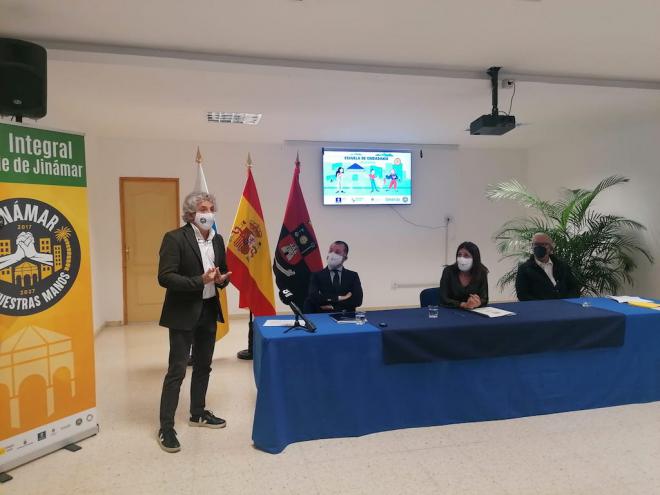 La Escuela de Ciudadanía fomenta en Jinámar la participación de los vecinos y colectivos en las acciones públicas