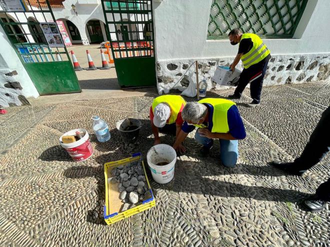 El Ayuntamiento ejecuta estos días trabajos de rehabilitación en la Casa de la Juventud