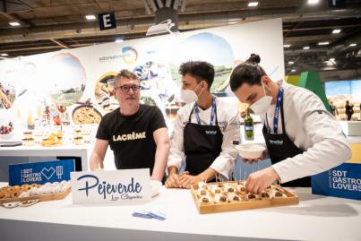 Profesionales de 25 restaurantes y alumnado de cocina y sala despliegan el talento de Tenerife en Madrid Fusión