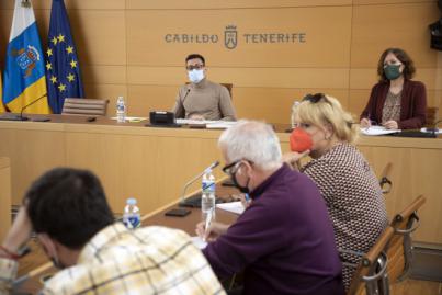 El Cabildo elabora una estrategia insular para atender a la diversidad del colectivo LGBTIQ+