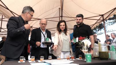 Reconocimiento al mantenimiento de las actividades apícolas en Teno y Anaga