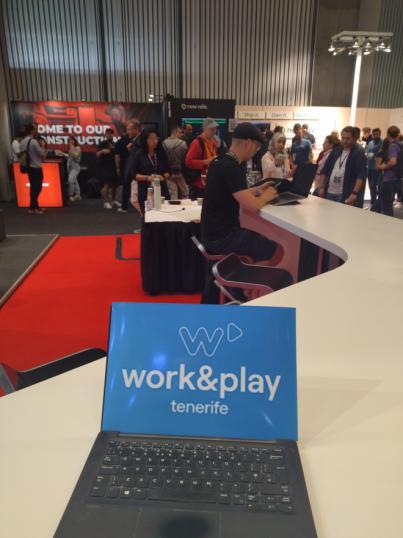 Tenerife capta trabajadores remotos en Berlín en un congreso mundial de tecnología