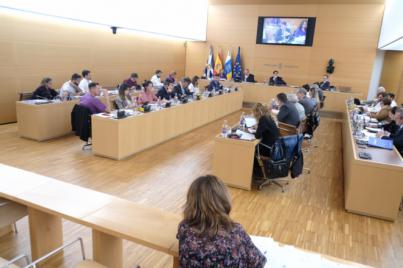 El Club Deportivo Tenerife, Medalla de Oro de la isla por unanimidad