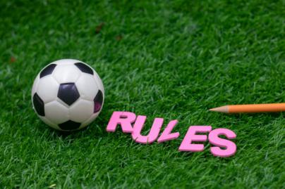 Nuevas reglas aprobadas por la IFAB para el fútbol a partir del inicio de la temporada 2025/26