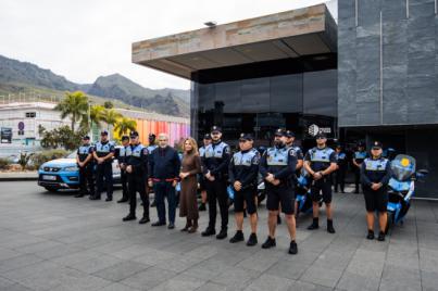 Adeje refuerza la unidad de playas de la Policía Local