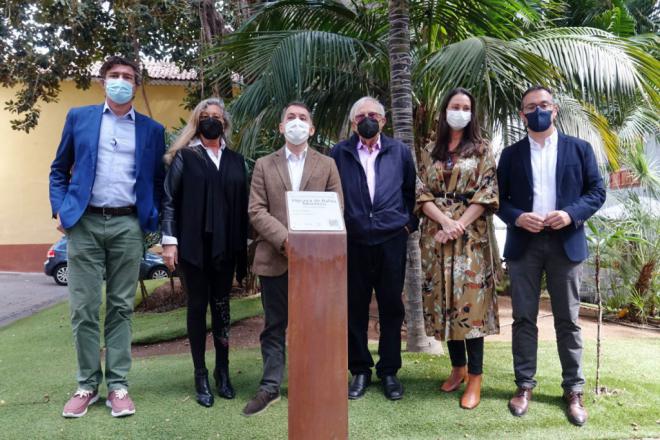 Santa Cruz señala y pone en valor los árboles singulares que se reparten por la ciudad