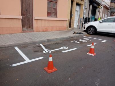 Santa Cruz ejecuta la Fase 2 de pintado de estacionamientos de VMP en varias zonas